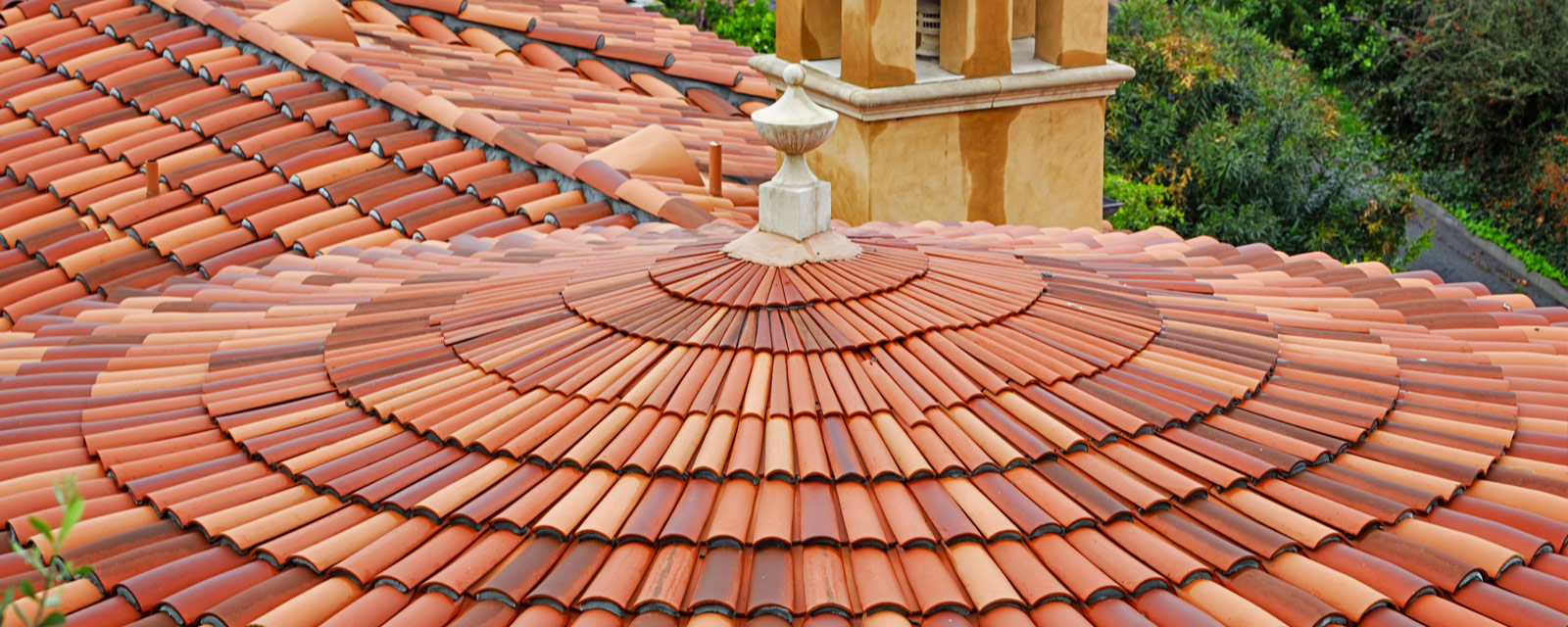 découvrez tout sur le toit : types, matériaux, entretien et conseils pour choisir le toit idéal pour votre maison. protégez votre habitat en apprenant les meilleures pratiques pour garantir la durabilité et l'esthétisme de votre toit.