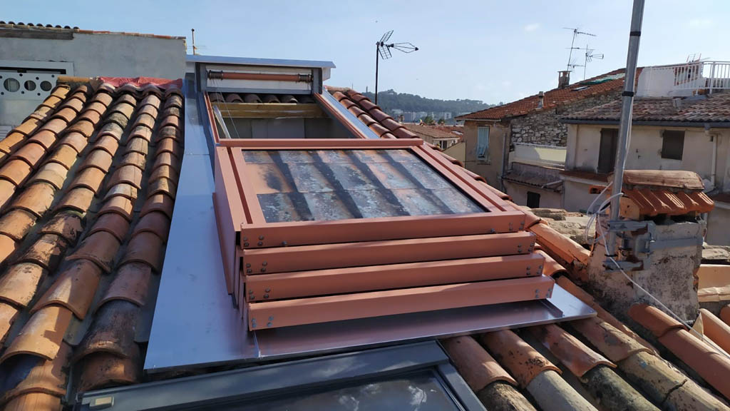 découvrez tout ce qu'il faut savoir sur le toit, élément essentiel de votre maison. les différents types de toits, leur entretien, et les innovations en matière de matériaux : protégez et valorisez votre habitat grâce à nos conseils d'experts.