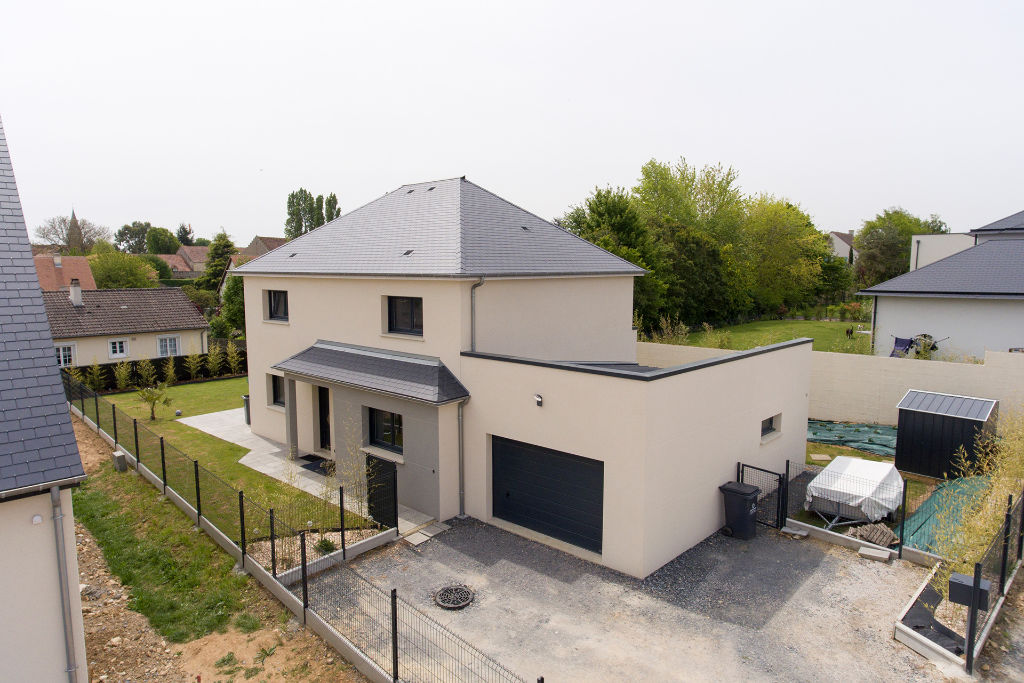 découvrez les avantages des toits à 4 pans, une solution esthétique et fonctionnelle pour votre maison. apprenez comment ce type de toiture offre une excellente évacuation des eaux pluviales et une isolation optimale, tout en ajoutant du caractère à votre habitation.