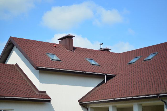 découvrez l'univers des toits : types, matériaux, entretien et conseils pour choisir le meilleur pour votre maison. protégez votre habitat avec un toit de qualité.