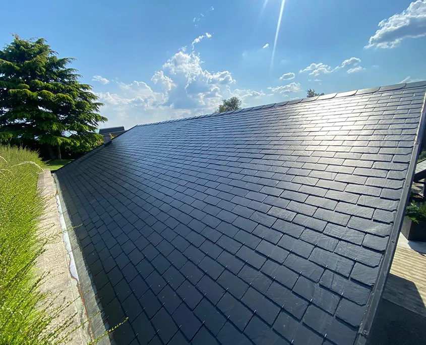 découvrez les avantages du toit en ardoise, une solution durable et esthétique pour votre habitation. apprenez-en davantage sur son installation, son entretien et son impact environnemental.