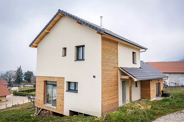 découvrez notre expertise en toiture en bois à 73. offrez à votre maison une touche naturelle et durable avec nos solutions de couverture en bois de qualité, alliant esthétique et performance.