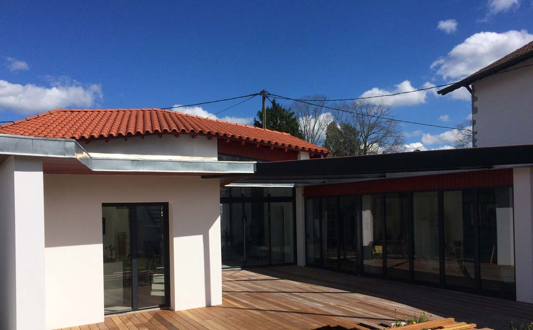 découvrez le toit cambo, une solution innovante et esthétique pour votre infrastructure. profitez d'un design moderne, durable et performant, idéal pour toutes vos constructions. optimisez votre espace avec style grâce au toit cambo.