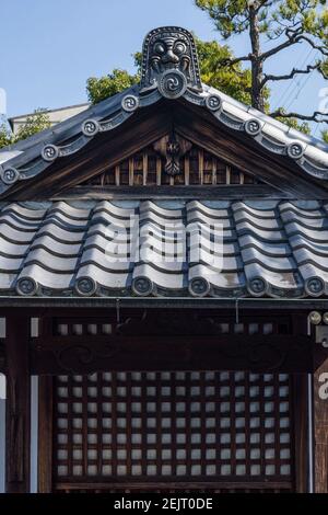 découvrez l'élégance et l'harmonie des toits japonais, un élément emblématique de l'architecture nippone, alliant tradition et modernité. explorez les différents styles, matériaux et techniques qui rendent ces toits uniques et intemporels.