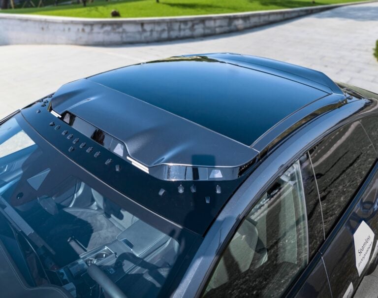 découvrez notre sélection de toits ouvrants, alliant design moderne et confort optimal. profitez d'une expérience de conduite unique avec une luminosité naturelle et une ventilation améliorée.