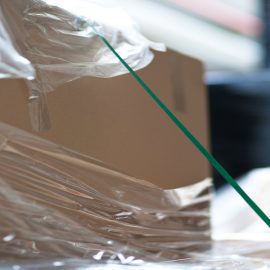 découvrez comment réaliser un toit en palette, une solution innovante et écologique pour vos projets de construction. apprenez des techniques simples pour créer une toiture durable et esthétique grâce à des palettes recyclées.