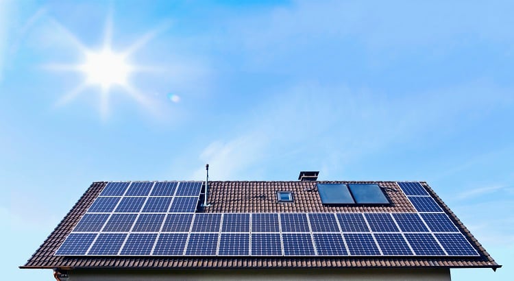 découvrez les avantages d'un toit photovoltaïque : une solution durable pour produire votre propre électricité, réduire vos factures d'énergie et contribuer à la protection de l'environnement. optez pour l'avenir avec une installation solaire performante et esthétique.