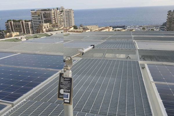 découvrez les avantages du toit photovoltaïque : une solution écologique pour produire votre propre énergie tout en réduisant votre facture d'électricité. optez pour une énergie renouvelable et valorisez votre bien immobilier grâce à cette technologie innovante.