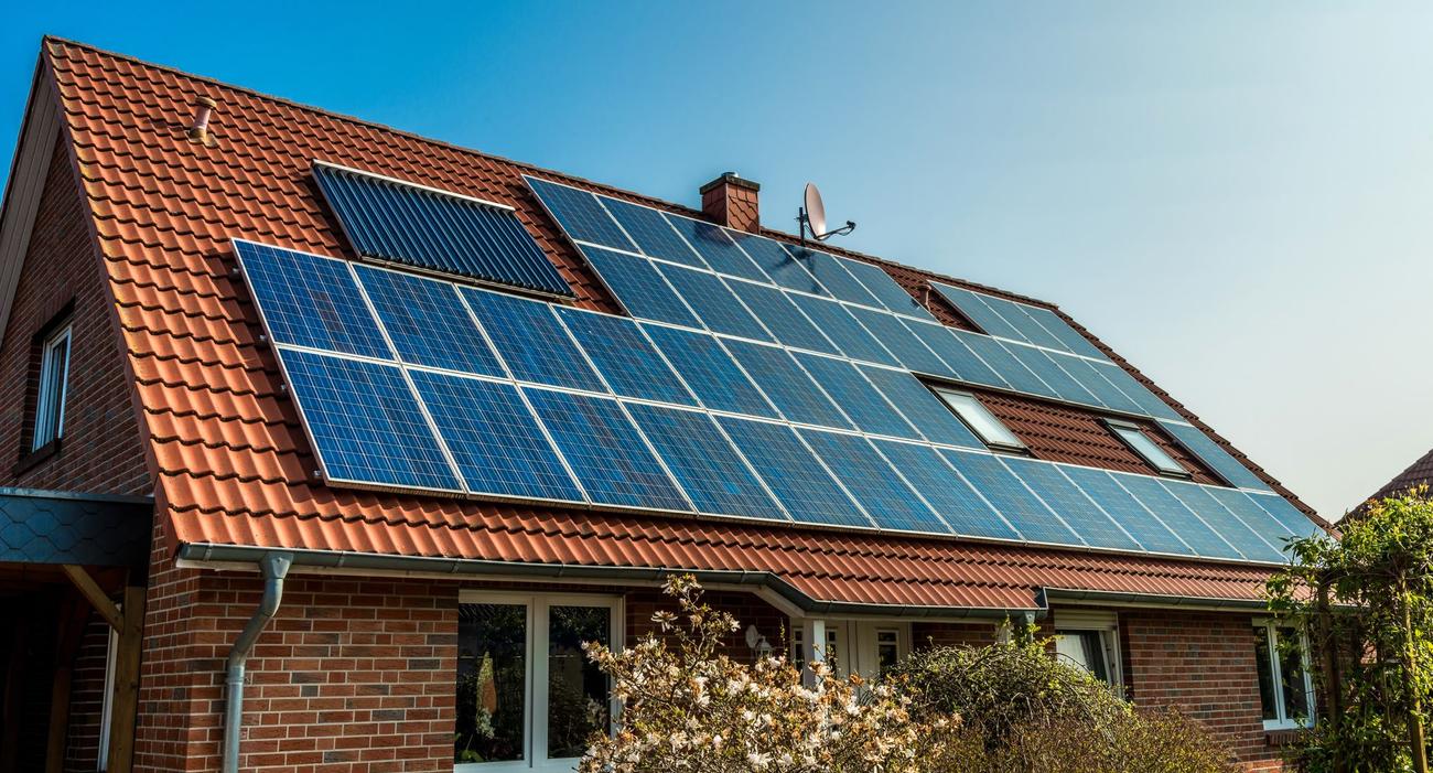 découvrez la vérité sur les toits photovoltaïques : arnaques ou opportunités ? cette meta description explore les avantages et inconvénients de l'installation de panneaux solaires, en vous aidant à faire un choix éclairé pour un investissement durable.