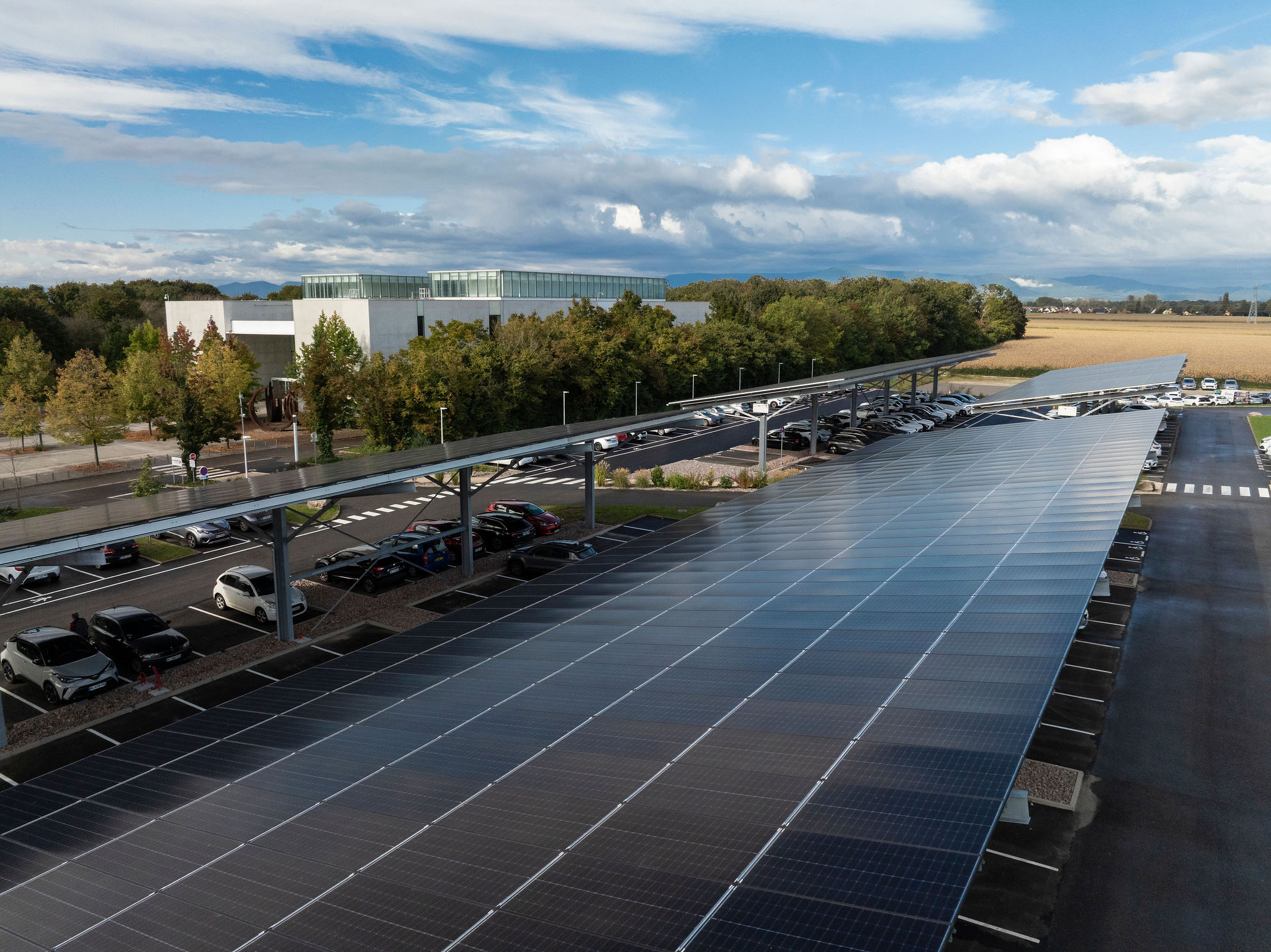 découvrez comment les toits photovoltaïques contribuent à un avenir durable. transformez votre habitation en source d'énergie renouvelable, réduisez votre empreinte carbone et participez à la transition énergétique tout en réalisant des économies sur vos factures.