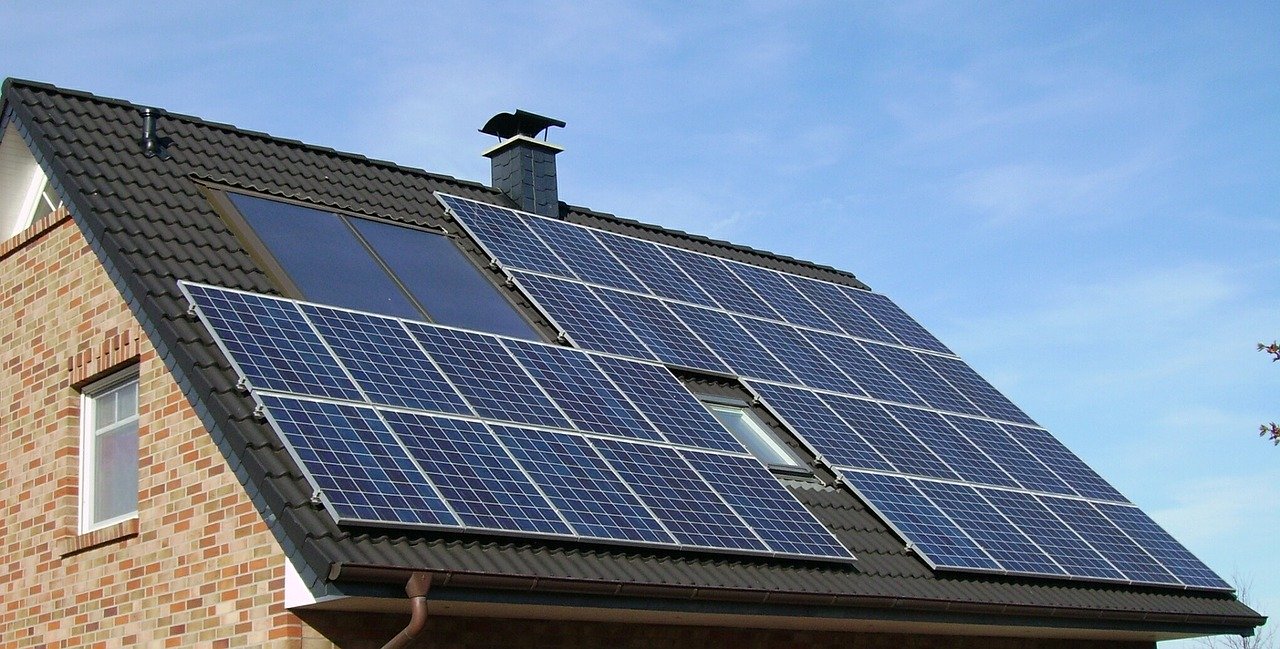 découvrez les avantages des toits photovoltaïques durables : une solution éco-responsable qui transforme votre maison en un producteur d'énergie renouvelable tout en réduisant votre empreinte carbone. optez pour l'avenir énergétique dès aujourd'hui.
