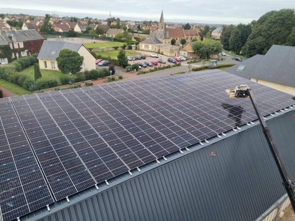 découvrez les avantages d'un toit photovoltaïque pour profiter d'une énergie renouvelable et durable. transformez votre maison en une source d'énergie propre et réduisez vos factures d'électricité tout en préservant l'environnement.
