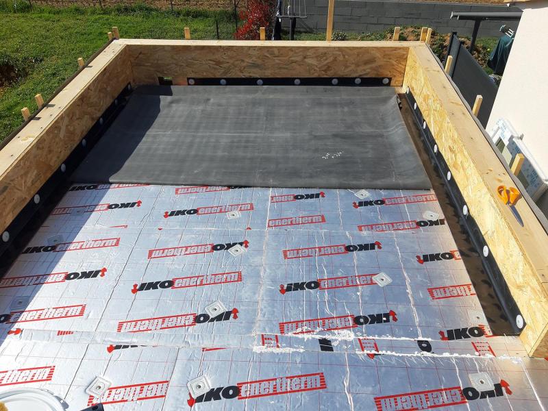 découvrez tout ce qu'il faut savoir sur les toits plats en osb : avantages, inconvénients, techniques d'installation et conseils d'entretien pour garantir la durabilité et l'esthétique de votre construction.