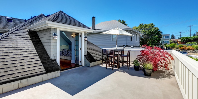 découvrez l'élégance et le charme d'un toit terrasse. profitez d'un espace vert au sommet de votre bâtiment, idéal pour des moments de détente, des repas en plein air ou des soirées entre amis. aménagez votre toit terrasse selon vos envies et laissez parler votre créativité !