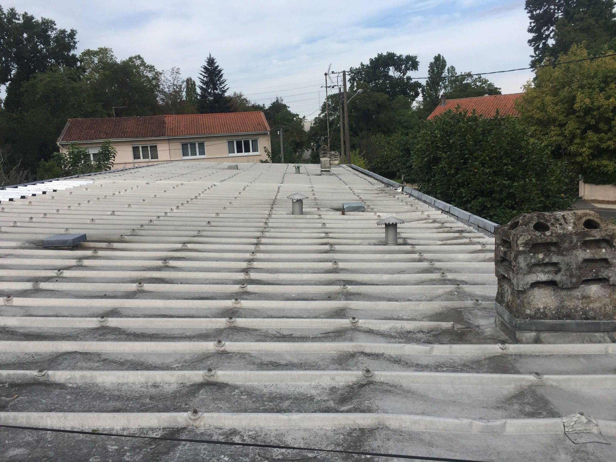découvrez les incroyables toits terrasses à bordeaux, offrant des vues imprenables sur la ville et des espaces extérieurs idéaux pour se détendre. profitez du charme et de l'élégance de ces terrasses uniques, parfaites pour les repas en plein air et les moments de convivialité.