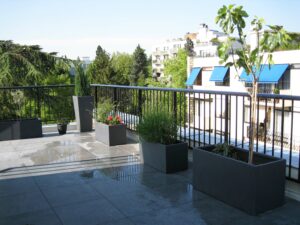 découvrez les avantages d'un toit terrasse en copropriété : espaces de vie extérieurs, vue imprenable et optimisation de l'espace. aménagez votre toit pour profiter de moments conviviaux tout en ajoutant de la valeur à votre bien immobilier.