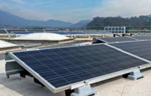 découvrez les avantages d'intégrer des panneaux solaires sur votre toit terrasse. profitez d'une énergie renouvelable tout en optimisant l'espace et en valorisant votre bien immobilier. transformez votre toit en un atout écologique et économique.