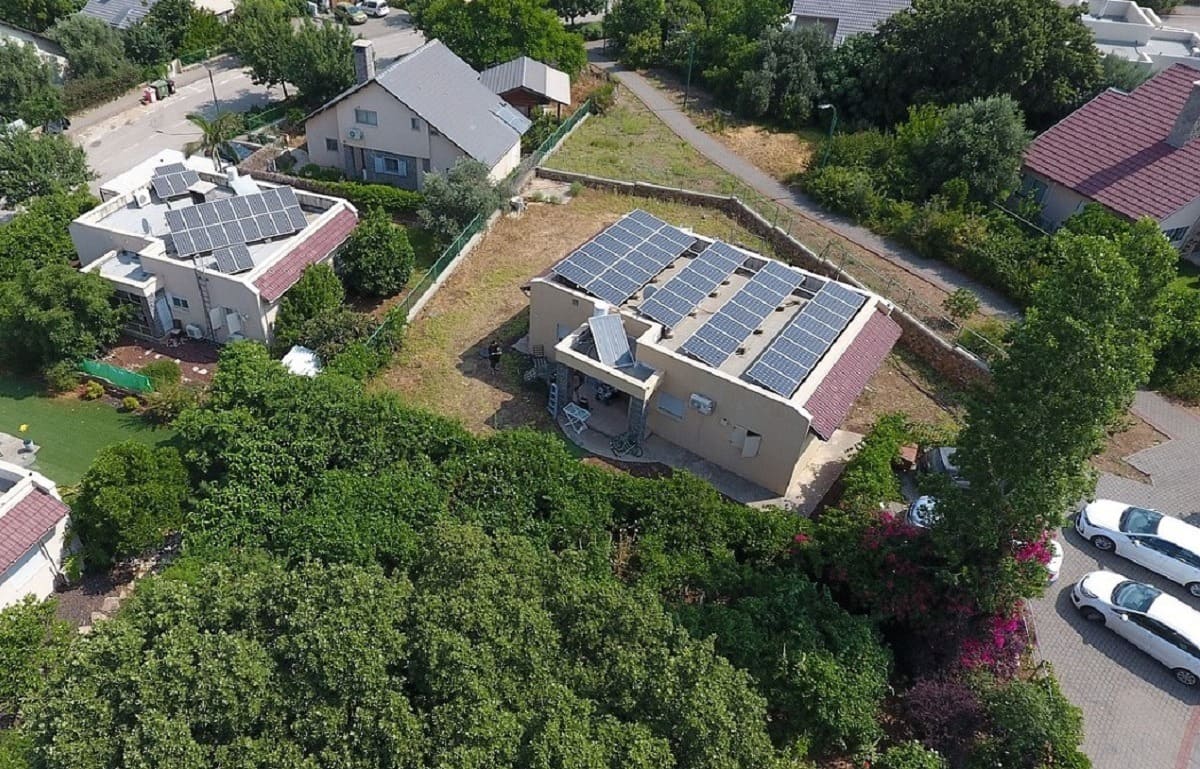 découvrez les avantages d'un toit terrasse photovoltaïque : une solution innovante pour optimiser l'espace de votre domicile tout en produisant de l'énergie renouvelable. transformez votre toit en une source d'économie d'énergie et participez à la transition écologique!