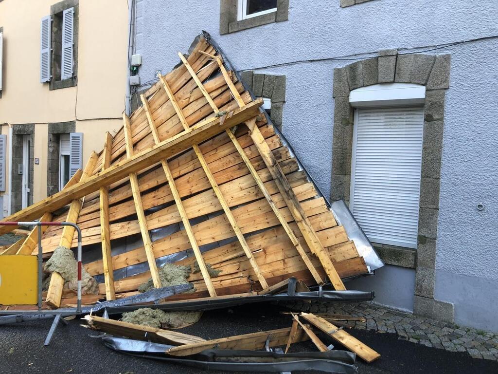 découvrez les services de toiture à vannes : installation, rénovation et entretien. profitez d'un savoir-faire local pour garantir la durabilité et l'esthétique de votre toit. contactez-nous pour un devis personnalisé et des conseils d'experts.