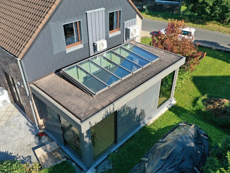 découvrez comment transformer votre espace extérieur avec un toit véranda. offrez-vous une pièce lumineuse et confortable, idéale pour profiter de votre jardin tout au long de l'année. améliorez votre maison avec style et fonctionnalité.