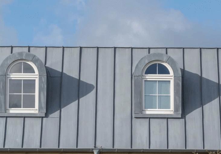 découvrez les avantages du toit en zinc : durabilité, esthétisme et résistance aux intempéries. apprenez comment ce matériau innovant peut transformer votre habitat tout en offrant une excellente protection. idéal pour les maisons modernes et traditionnelles.