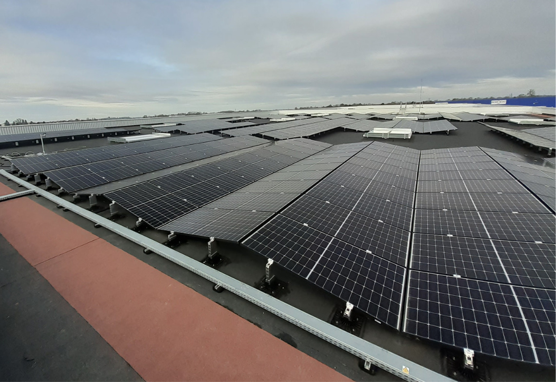 découvrez les avantages des toits photovoltaïques pour une énergie renouvelable et économique. transformez votre maison en une source d'énergie durable tout en réduisant votre empreinte carbone.