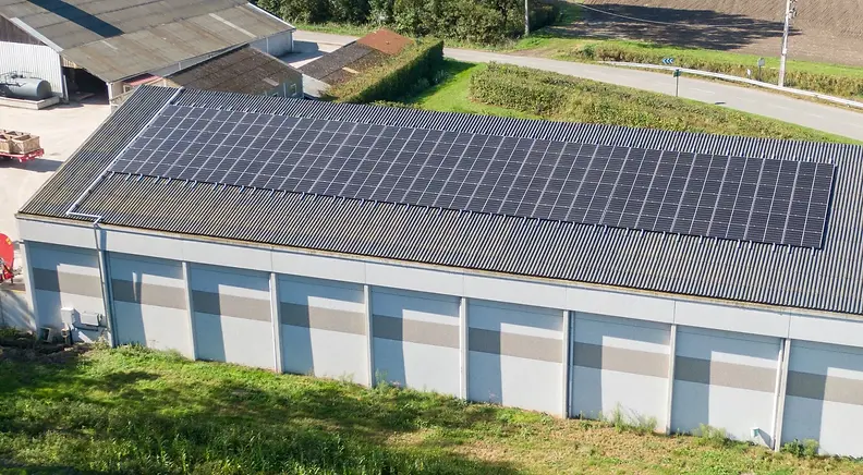 découvrez comment les toits photovoltaïques permettent une autoconsommation efficace de l'énergie solaire, réduisant ainsi vos factures d'électricité et contribuant à un avenir durable. maximalisez votre indépendance énergétique avec des solutions innovantes adaptées à vos besoins.
