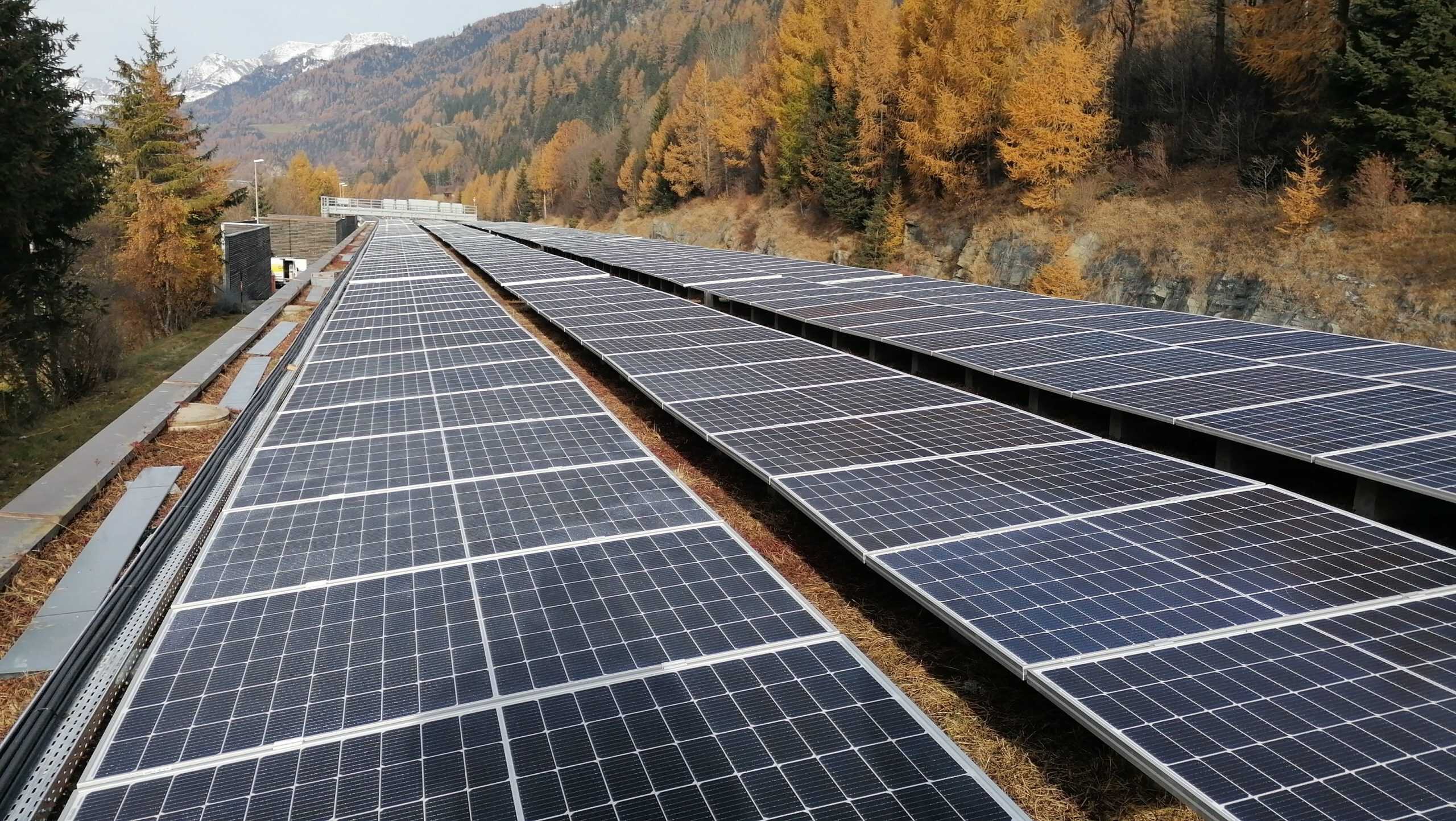 découvrez les avantages des toits photovoltaïques durables, une solution éco-responsable pour produire de l'énergie renouvelable tout en préservant l'environnement. optimisez votre consommation d'énergie avec des installations modernes et efficaces.