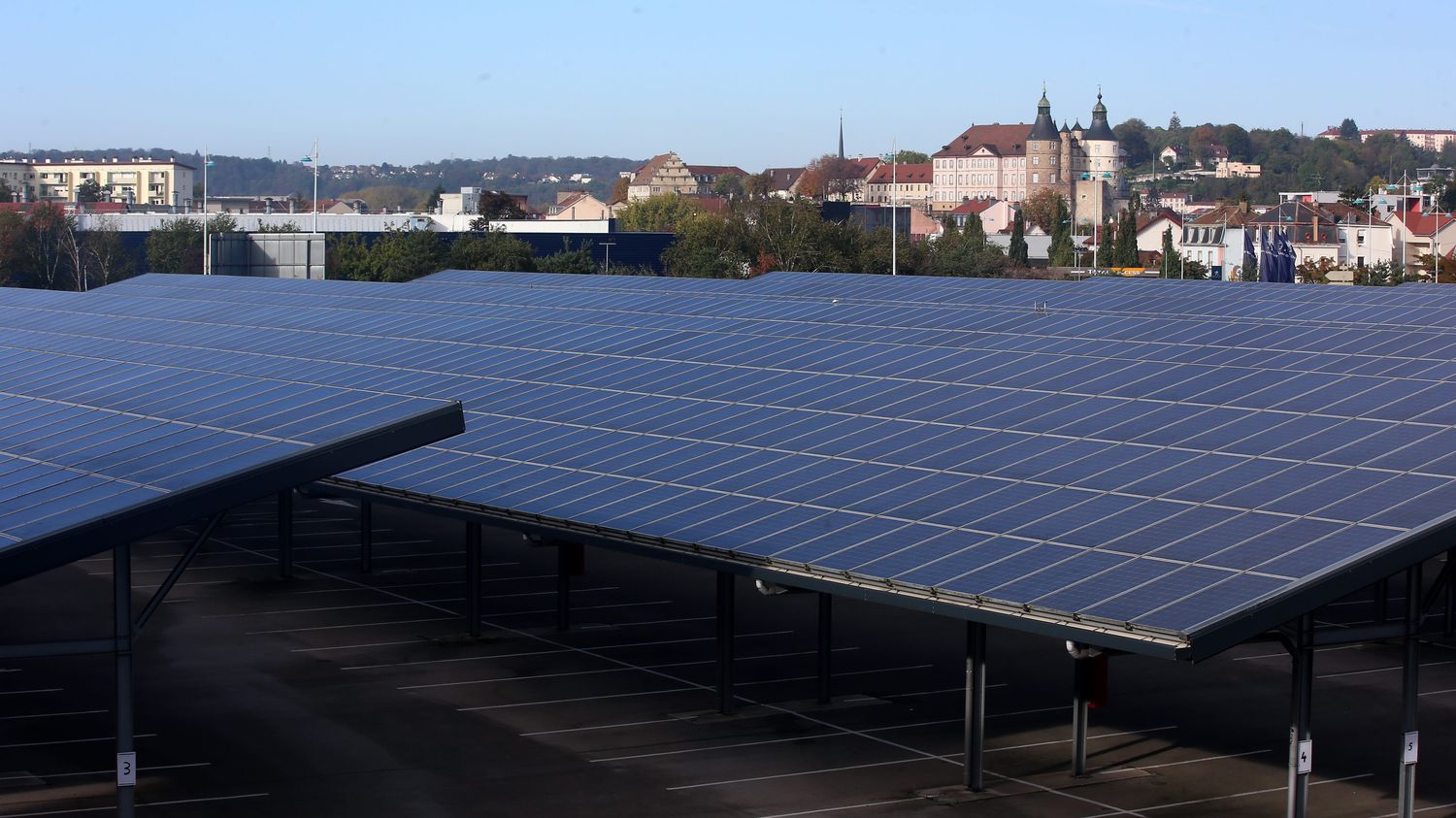 découvrez comment les toits photovoltaïques contribuent à la préservation de l'environnement en produisant une énergie renouvelable et en réduisant l'empreinte carbone. informez-vous sur les avantages écologiques et économiques de l'installation de panneaux solaires sur votre toit.