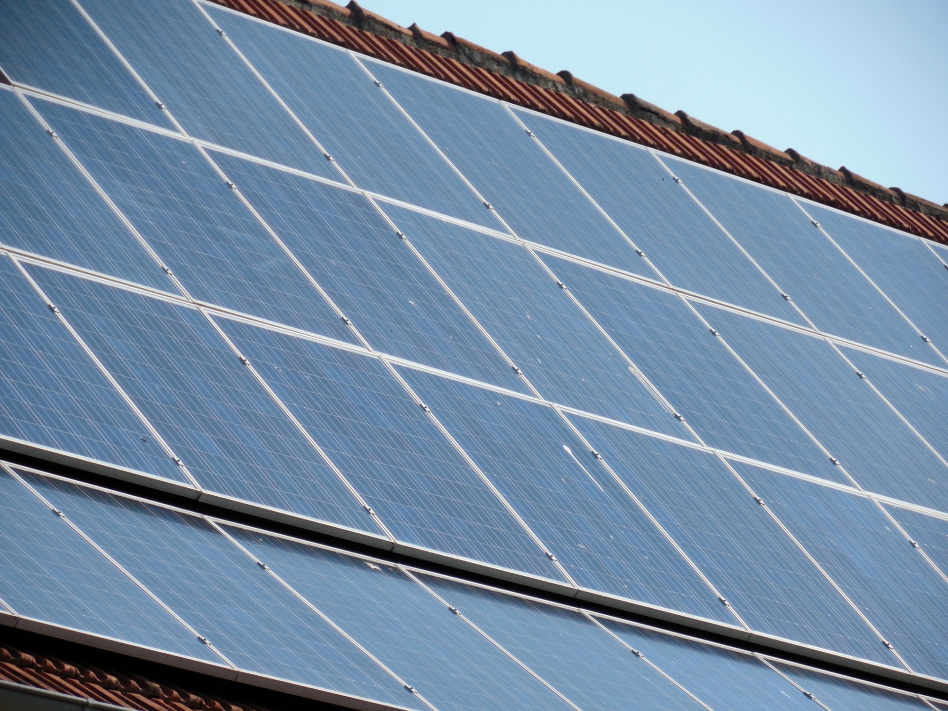 découvrez comment les toits photovoltaïques ruraux transforment l'énergie solaire en une ressource durable pour les communautés agricoles. optimisez votre consommation d'énergie tout en préservant l'environnement grâce à des solutions innovantes et accessibles.