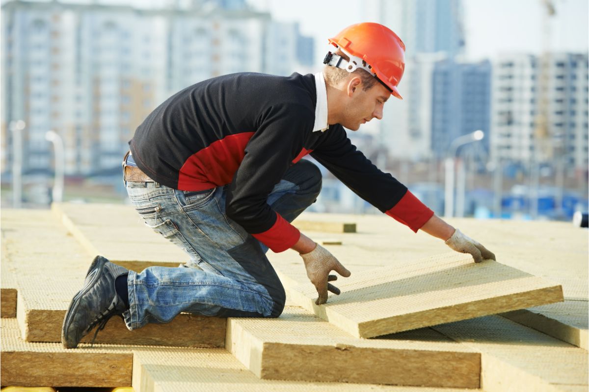 découvrez notre guide complet sur la toiture diy pour économiser sur vos projets de rénovation. apprenez des techniques simples, des astuces et des conseils pratiques pour réaliser vous-même votre toiture tout en optimisant vos dépenses.
