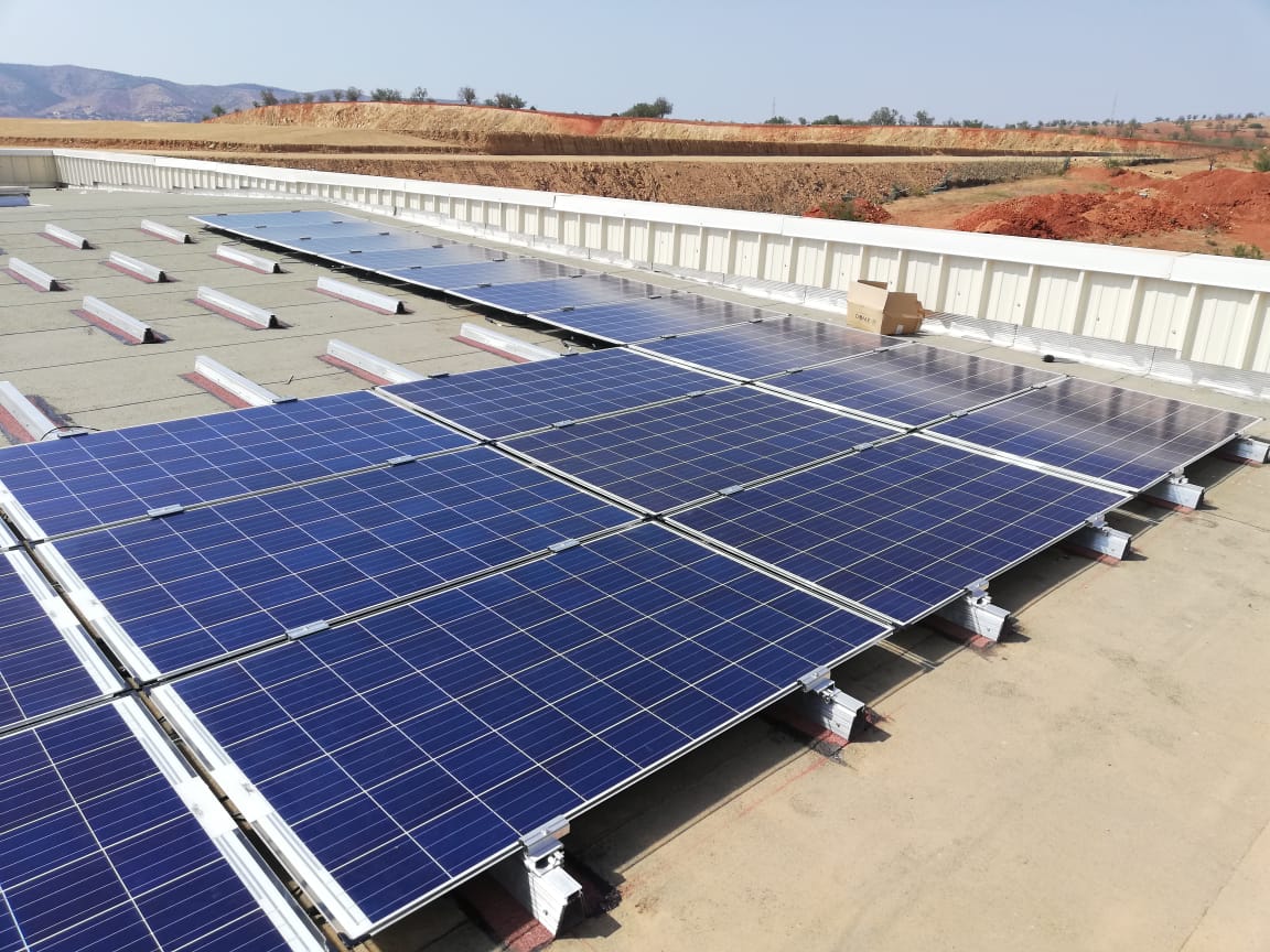 découvrez les avantages des toitures photovoltaïques, une solution écologique et économique pour produire votre propre énergie. transformez votre toiture en une source d'électricité renouvelable et réduisez votre impact environnemental tout en réalisant des économies sur vos factures d'énergie.