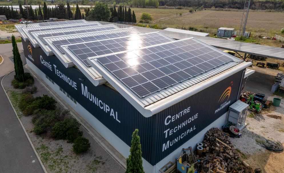 découvrez comment obtenir un toit solaire gratuit pour produire votre propre énergie renouvelable. transformez votre maison en un espace éco-responsable tout en réduisant vos factures d'électricité grâce à des solutions solaires accessibles.