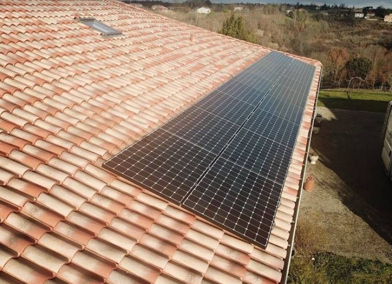découvrez les avantages de la toiture solaire éco, une solution innovante et respectueuse de l'environnement pour réduire vos factures d'énergie tout en contribuant à la protection de la planète. optez pour une alternative durable et performante !
