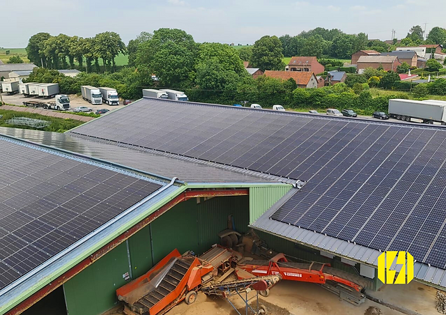 découvrez comment une toiture solaire rentable peut transformer votre maison en une source d'énergie durable tout en réduisant vos factures d'électricité. profitez des avantages écologiques et économiques d'un investissement rentable et participez à la transition énergétique.