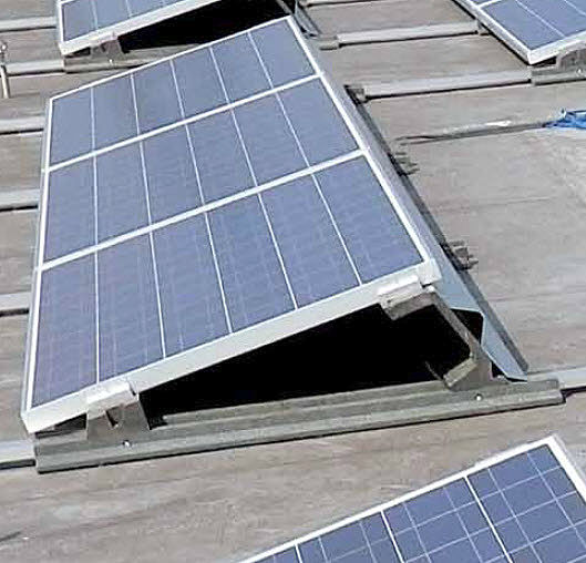 découvrez les avantages des toitures-terrasses équipées de panneaux solaires. profitez d'une solution durable et esthétique pour maximiser votre espace tout en réduisant votre empreinte carbone. transformez votre toit en une source d'énergie renouvelable efficace.