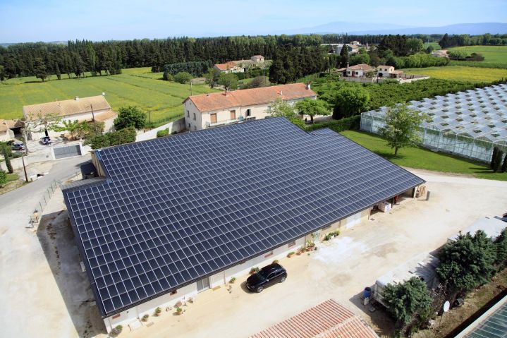 découvrez les avantages des toitures photovoltaïques, une solution écologique et économique pour produire votre propre électricité. transformez votre toit en une source d'énergie durable tout en réduisant votre empreinte carbone.