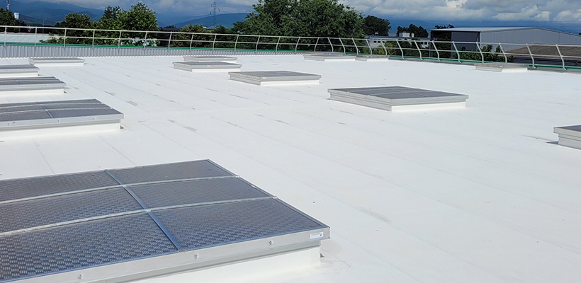 découvrez les solutions innovantes de toitures photovoltaïques proposées par smac, alliant performance, durabilité et esthétique. transformez votre toit en une source d'énergie renouvelable tout en contribuant à la protection de l'environnement.