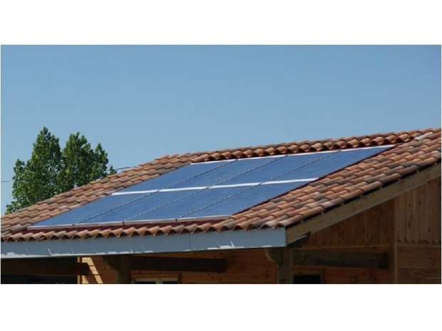 découvrez les toitures solaires terreal, une solution innovante et esthétique pour maximiser l'efficacité énergétique de votre habitat. profitez de l'énergie renouvelable tout en embellissant votre maison grâce à des matériaux de qualité supérieure.