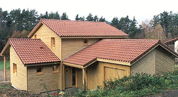 découvrez les tuiles sainte foy, alliant tradition et modernité pour vos projets de toiture. résistantes et esthétiques, elles sont idéales pour sublimer votre maison tout en offrant une protection durable contre les intempéries.