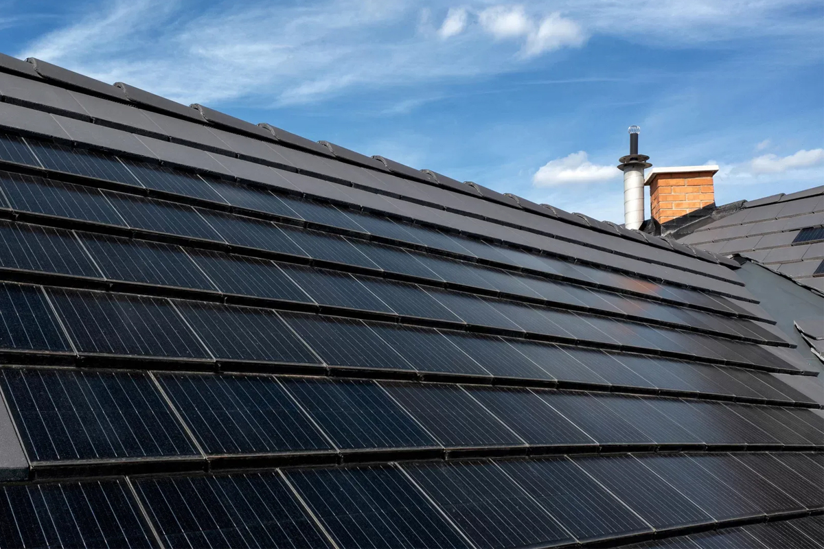 découvrez les tuiles solaires d'elon musk, une innovation révolutionnaire alliant esthétique et efficacité énergétique. transformez votre maison avec cette solution durable qui capte l'énergie solaire tout en embellissant votre toiture. informez-vous sur leurs avantages et comment elles peuvent réduire vos factures d'électricité.
