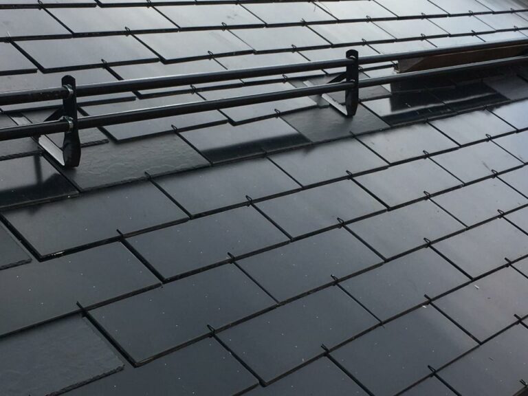 découvrez les tuiles solaires tesla, une solution innovante et esthétique pour produire de l'énergie renouvelable tout en embellissant votre toit. alliez performance énergétique et design dans une seule option durable.