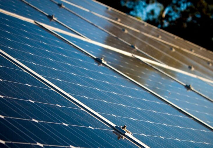 découvrez les causes et les solutions liées à l'usure des panneaux photovoltaïques. informez-vous sur l'entretien, la durée de vie et les meilleures pratiques pour maximiser votre production d'énergie solaire.