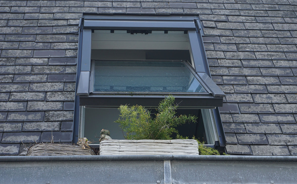 découvrez les avantages des fenêtres de toit velux pour illuminer votre intérieur, améliorer la ventilation et profiter d'une isolation optimale. transformez votre espace avec des solutions innovantes et esthétiques.