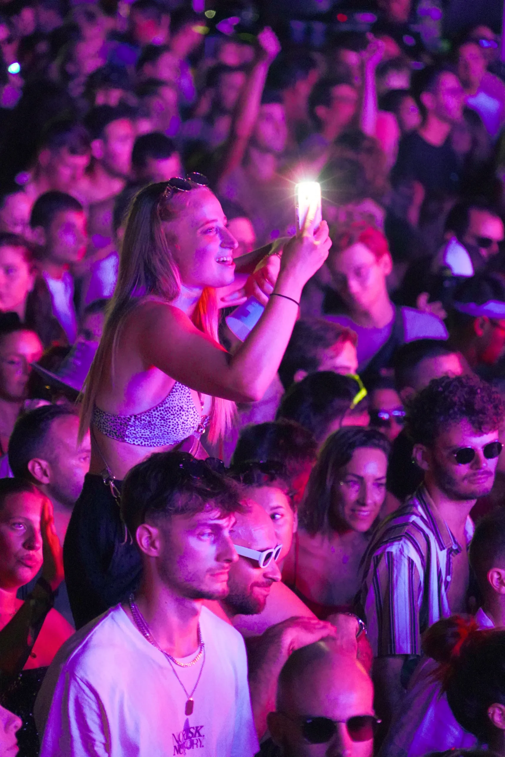 découvrez les tendances et les inspirations pour 2025 avec 'vibes solaire', un voyage captivant au cœur des énergies positives, du bien-être et des styles de vie ensoleillés. plongez dans un univers où l'optimisme et la lumière se rencontrent pour transformer votre quotidien.