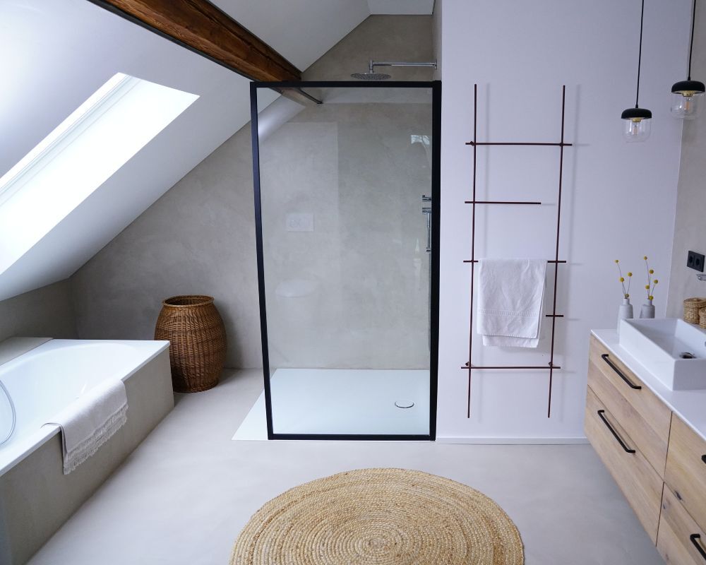 découvrez nos solutions intelligentes pour aménager un wc sous pente, alliant design et fonctionnalité. optimisez l'espace de votre salle de bain avec des idées inspirantes et des conseils d'experts pour un aménagement pratique et esthétique.