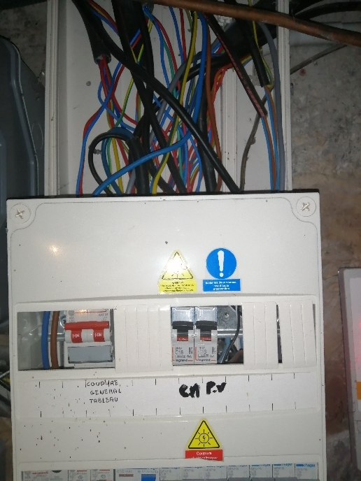 découvrez yuze edf, la solution innovante pour une gestion optimale de votre énergie. profitez d'offres adaptées à vos besoins tout en adoptant une démarche éco-responsable. rejoignez la communauté yuze et simplifiez votre consommation d'électricité dès aujourd'hui !