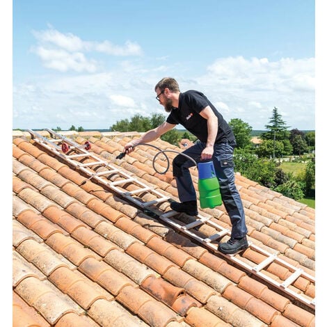 découvrez notre sélection de crochets échelle pour toit, idéaux pour sécuriser et stabiliser vos échelles lors de travaux en hauteur. offrant robustesse et qualité, nos crochets garantissent votre sécurité et votre confort. parfaits pour les professionnels et les bricoleurs, ces accessoires sont indispensables pour un travail en toute sérénité.