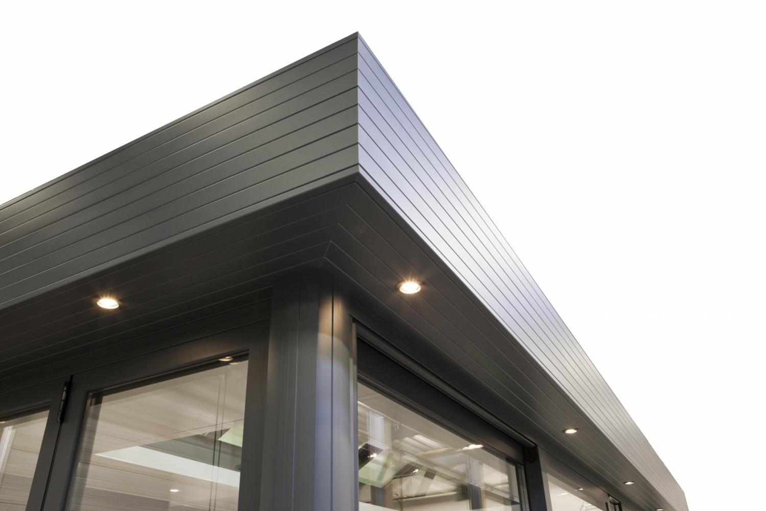 découvrez tout sur le débord de toit : ses avantages, les matériaux à utiliser et comment l'intégrer esthétiquement à votre maison. protégez votre façade tout en ajoutant une touche d'élégance architecturale.