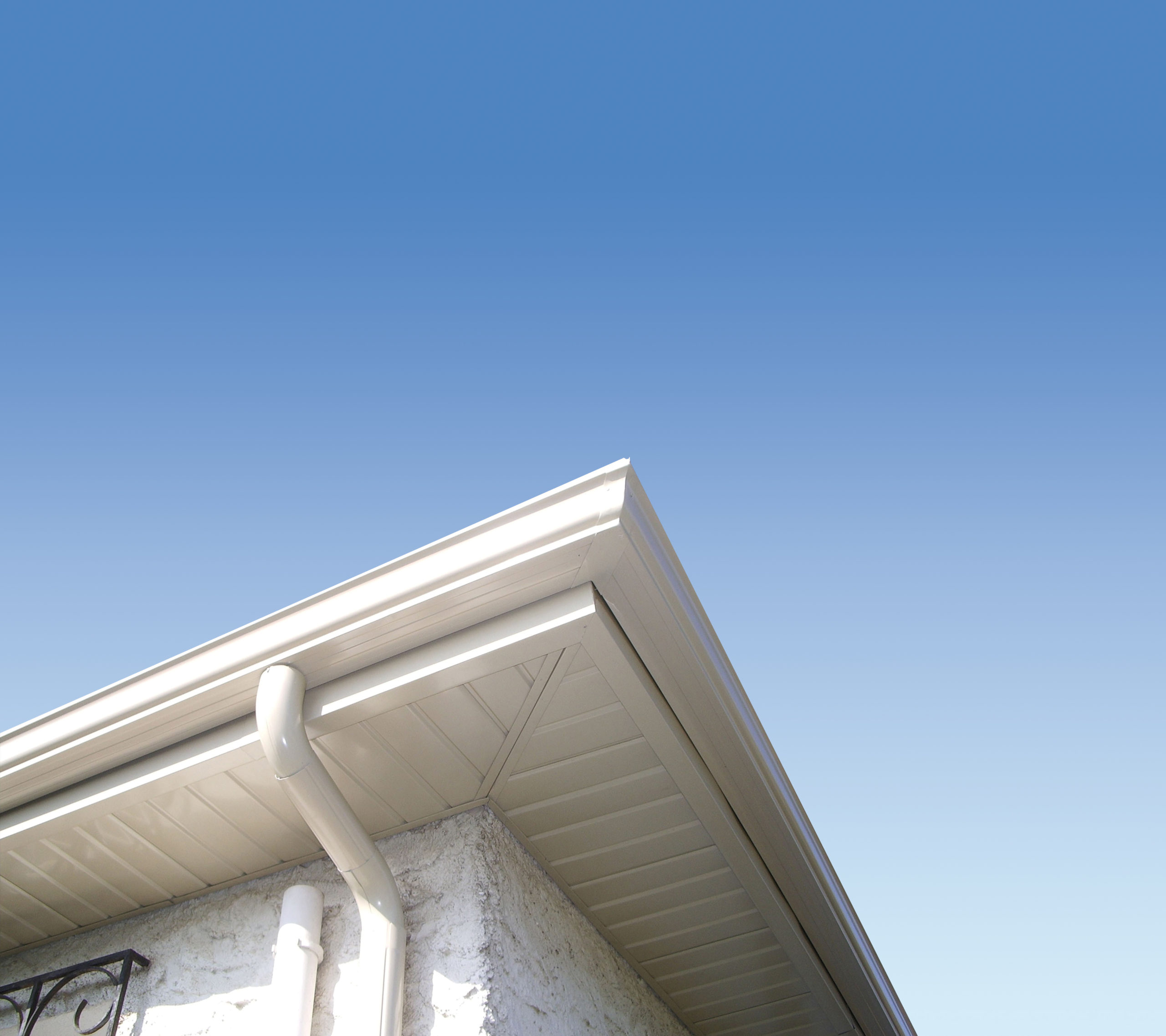 découvrez tout sur le débord de toit : avantages, styles et matériaux. optimisez l'esthétique de votre maison tout en protégeant votre façade des intempéries grâce à un débord de toit bien conçu.